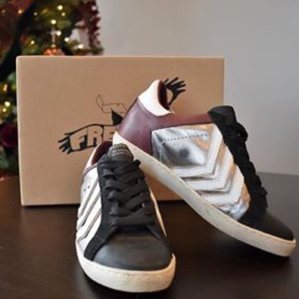 FB-818 Freebird sneakers